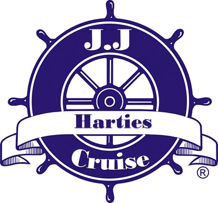 Cruise boat